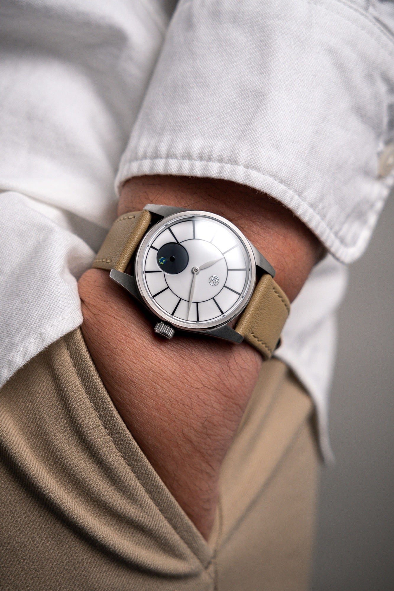 HZ.03 Blue Marble - White