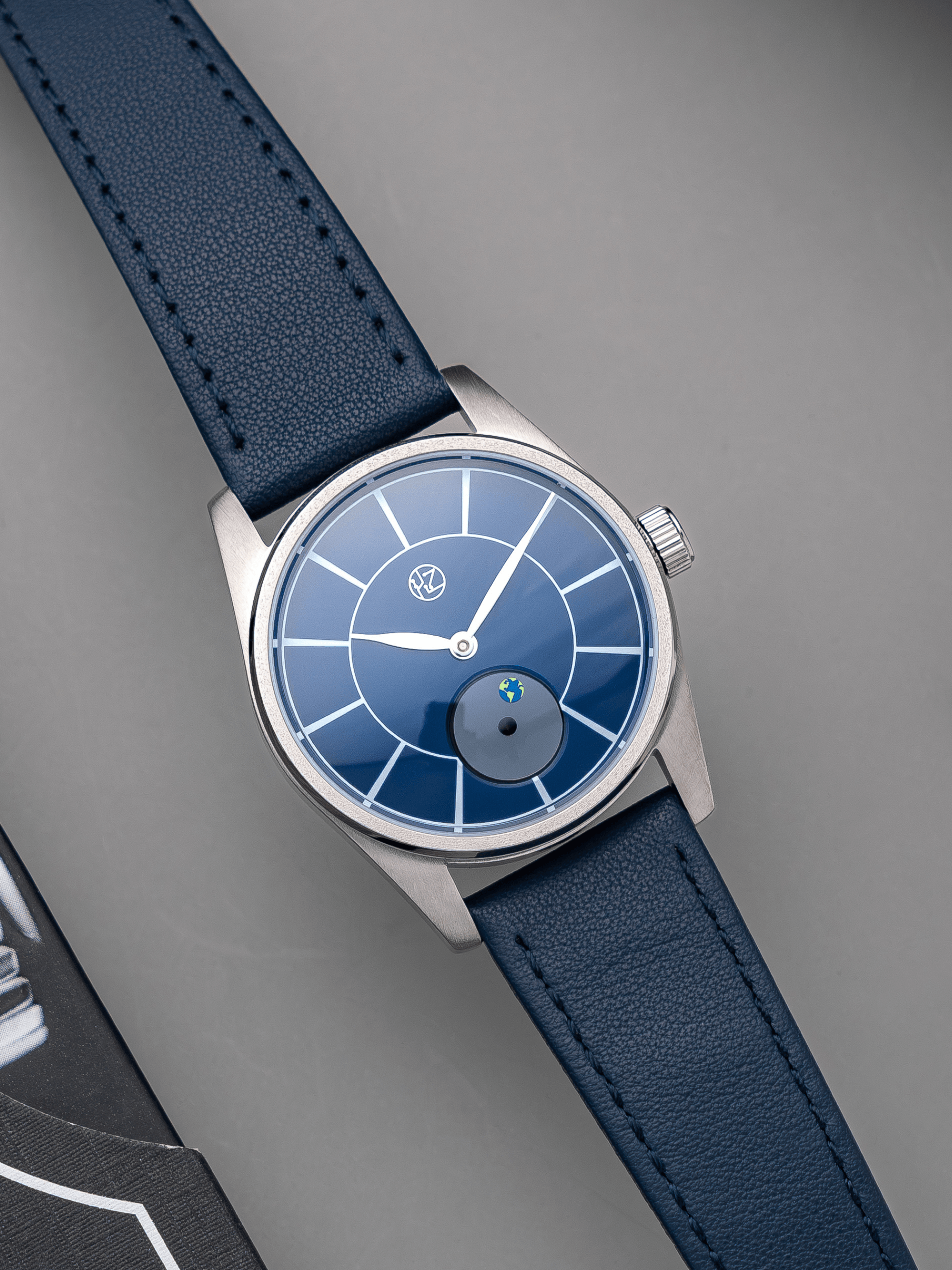 HZ.03 Blue Marble - Blue Enamel